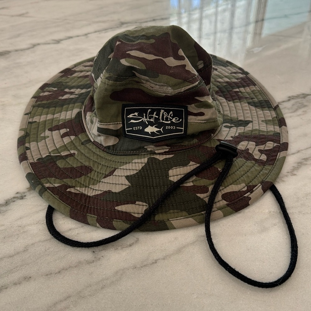 Salt life bucket hat army fatigue
